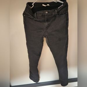 Black levi jeans
